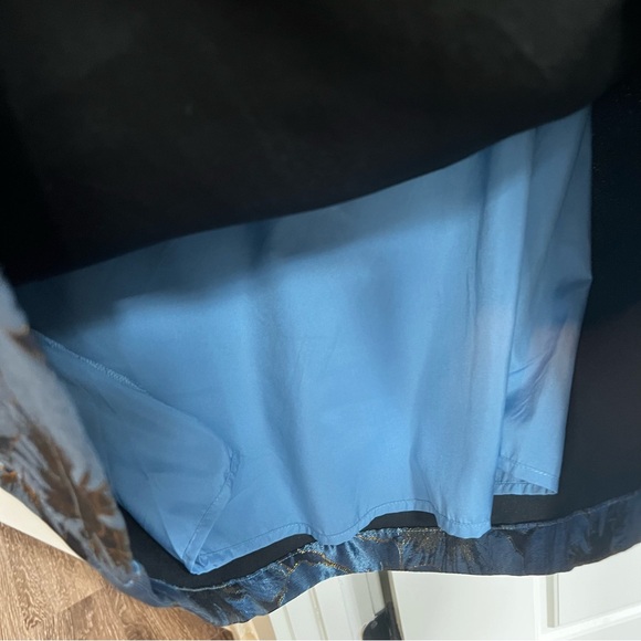 Tuckernuck Blue Blossom Jacquard Samantha Dress - Picture 7 of 14